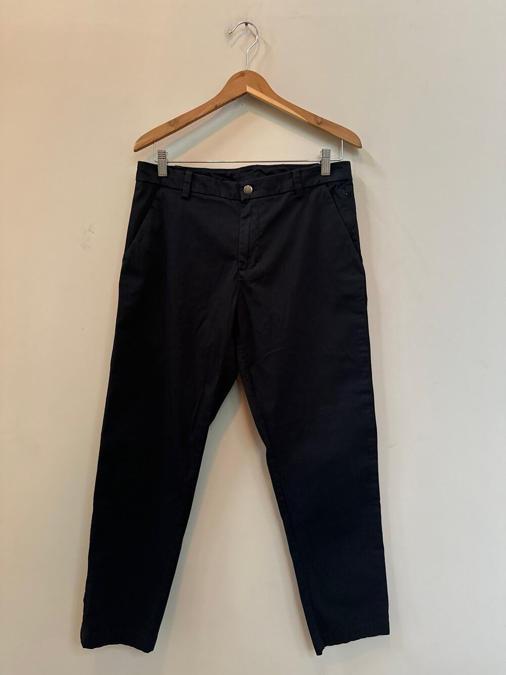 Lululemon Commission Pants Men's 32 Warpstreme Navy Blue Chino Commuter